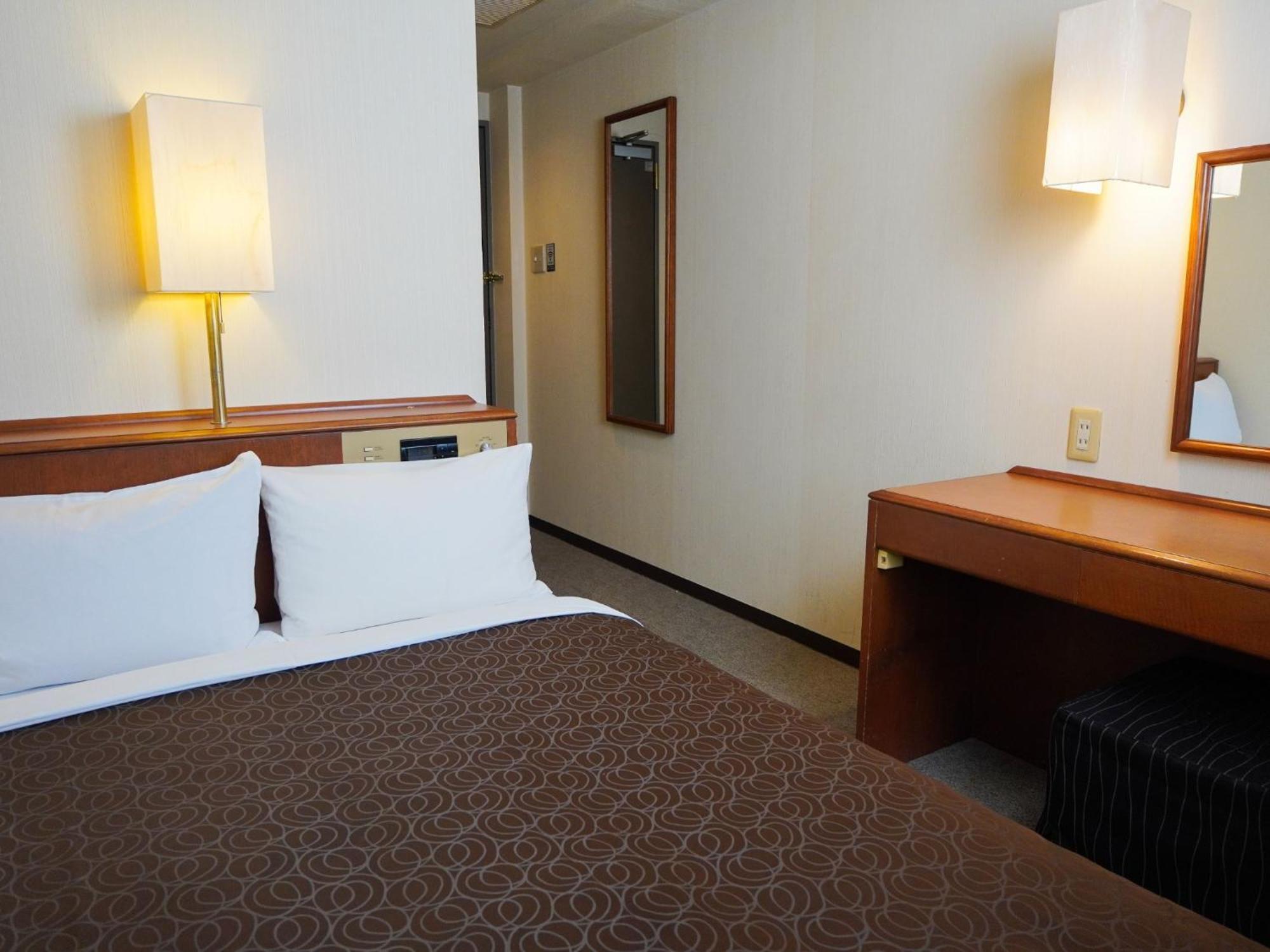 Plaza Hotel Tenjin - Vacation Stay 40070V ฟูกุโอกะ ภายนอก รูปภาพ